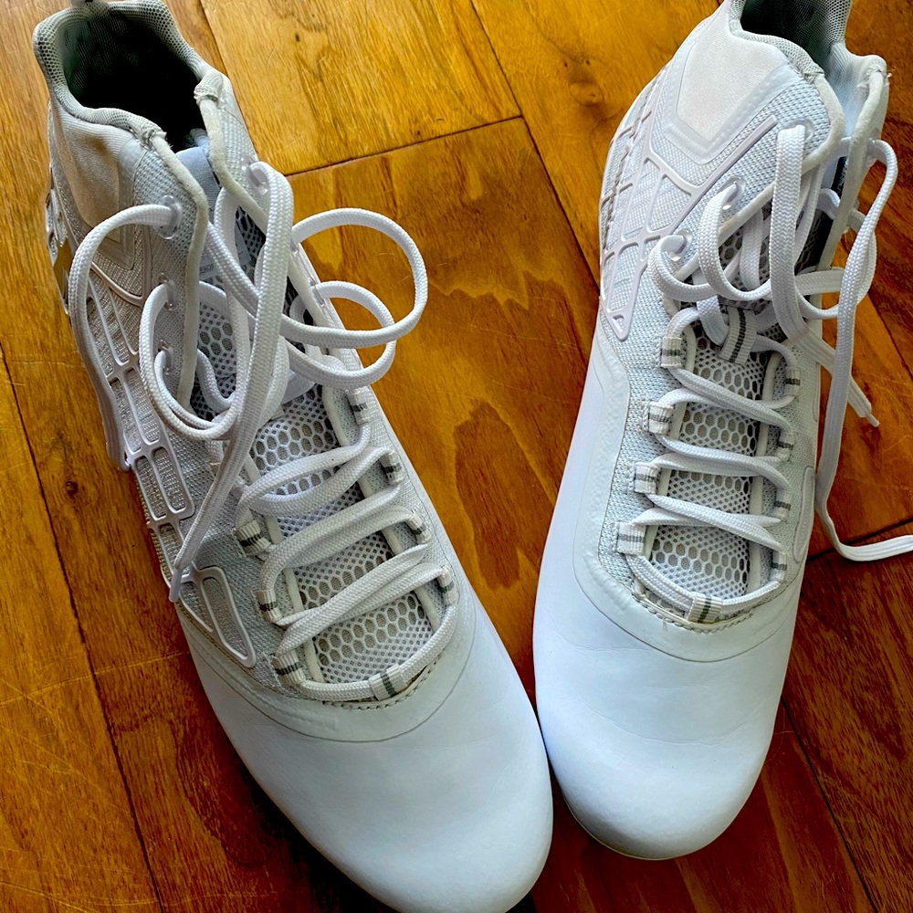 Under Armour Cleats Size 13